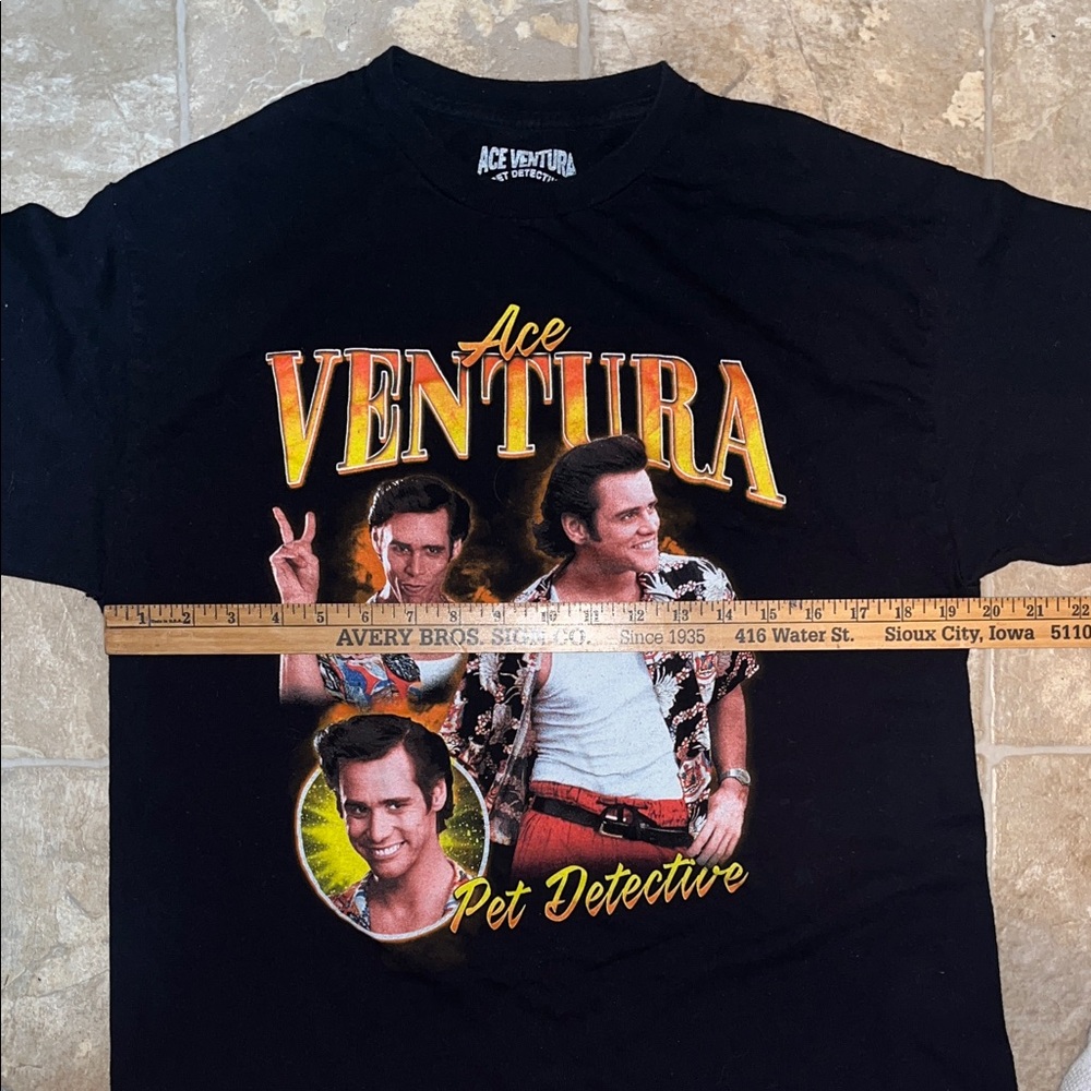 **Last chance** Ace Ventura Black Graphic Tee - Picture 5 of 6